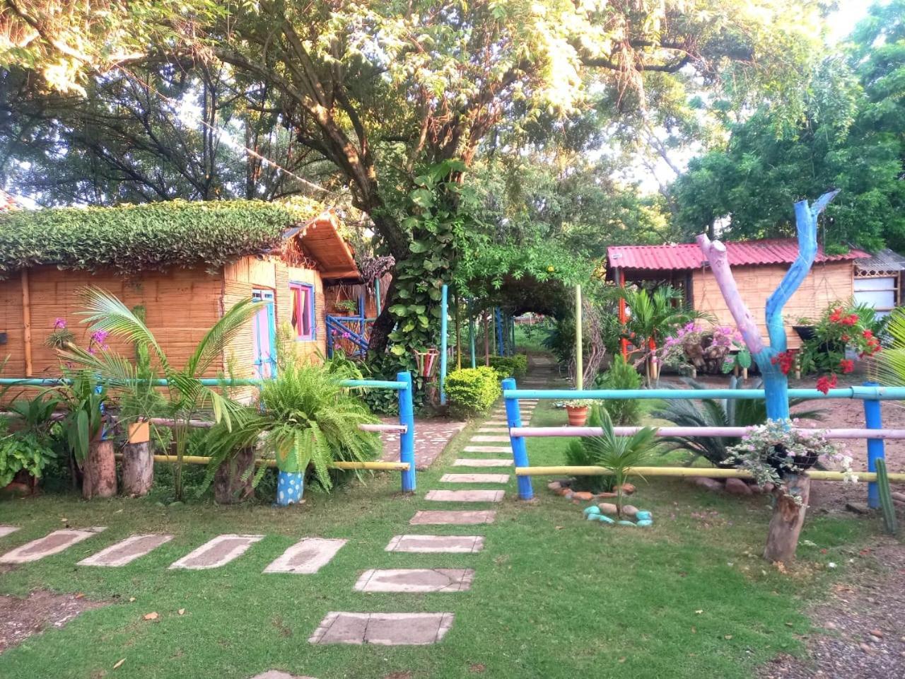 Avani Del Desierto Villavieja Exterior foto